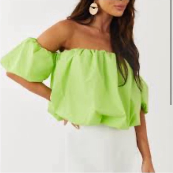 Wayf Tops - Wayf Lime green off the shoulder puff sleeve crop top NWOT